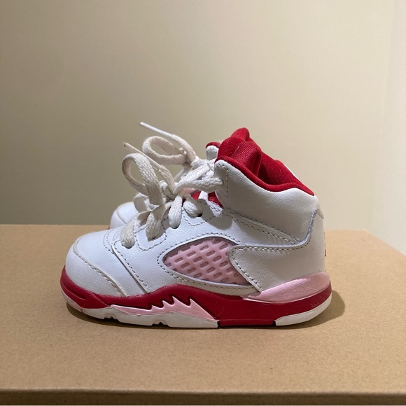 Air Jordan 5 Retro 'Pink Foam' - Picture 2 of 7